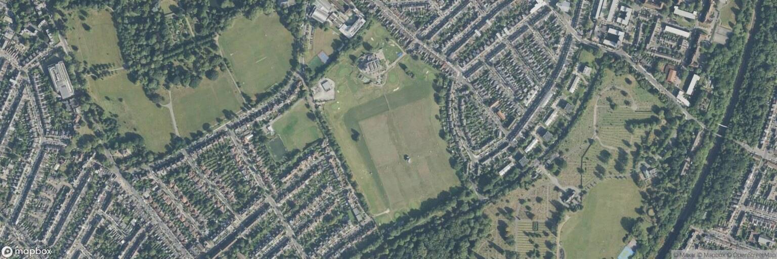 Aquarius Golf Club — golf course in London