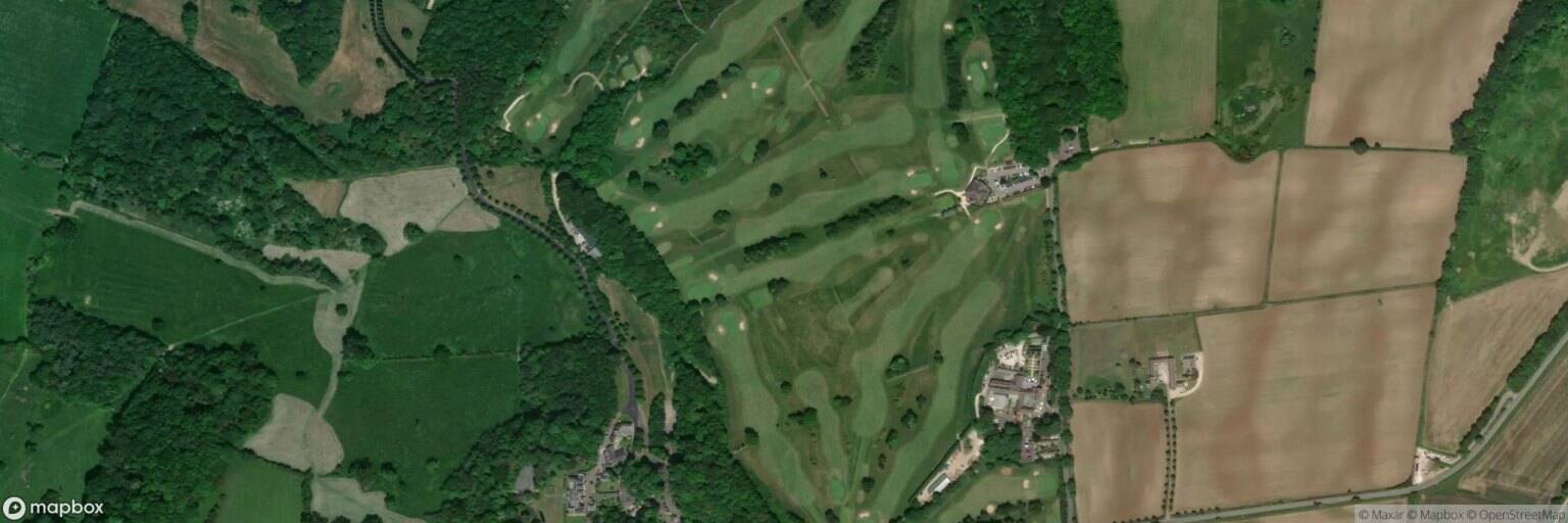 Aerial view of Broadway Golf Club, Broadway