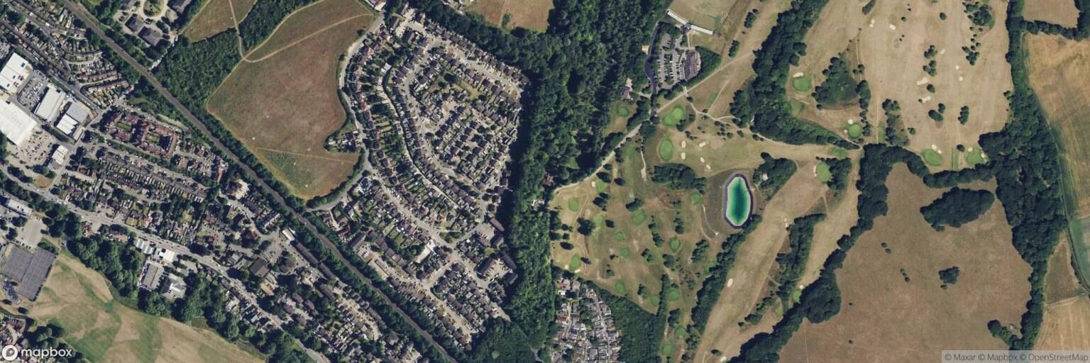 Wycombe Heights Golf Centre — golf course in High Wycombe